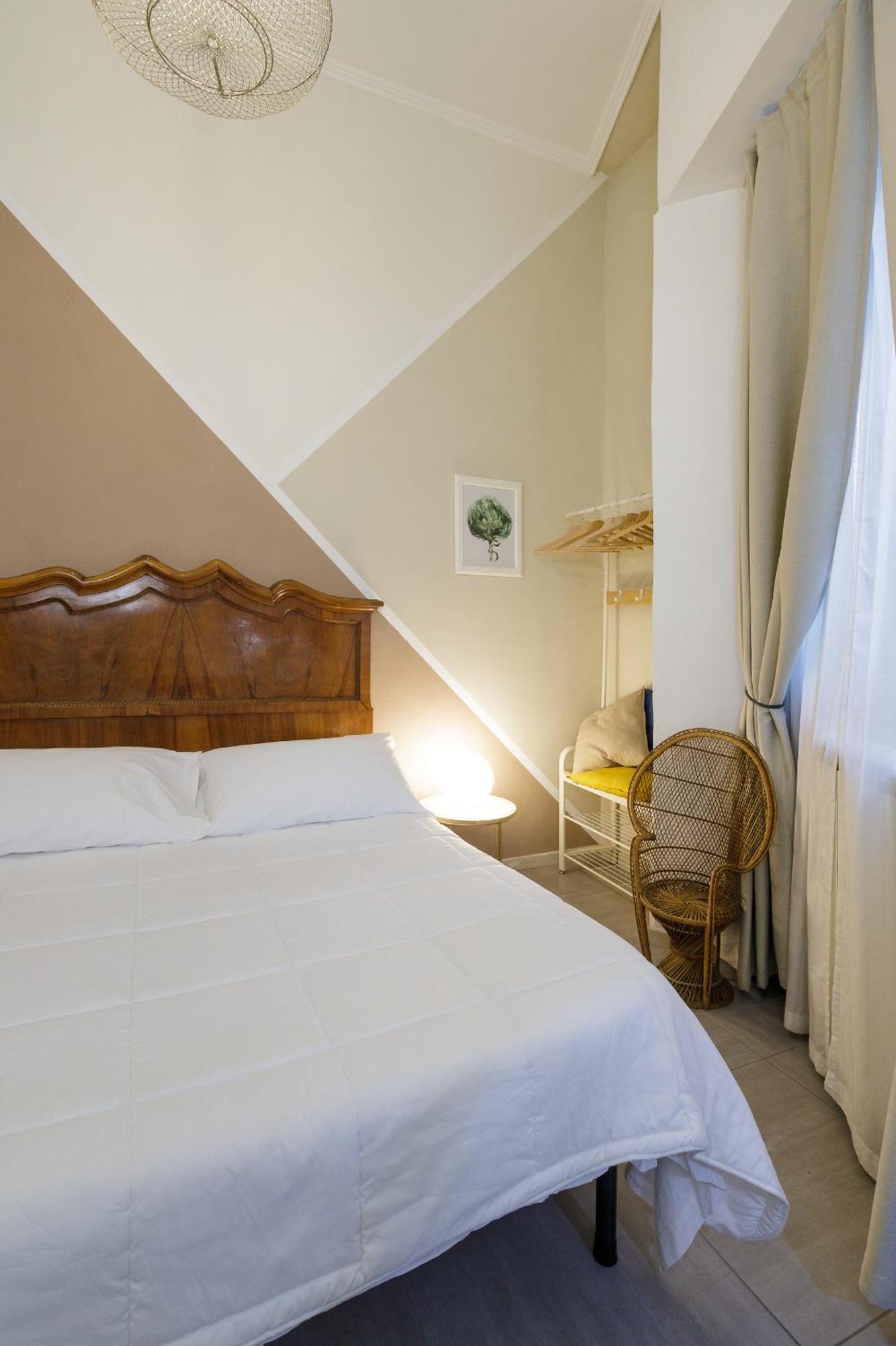 Civico13 Bed & Breakfast Napoli Bagian luar foto