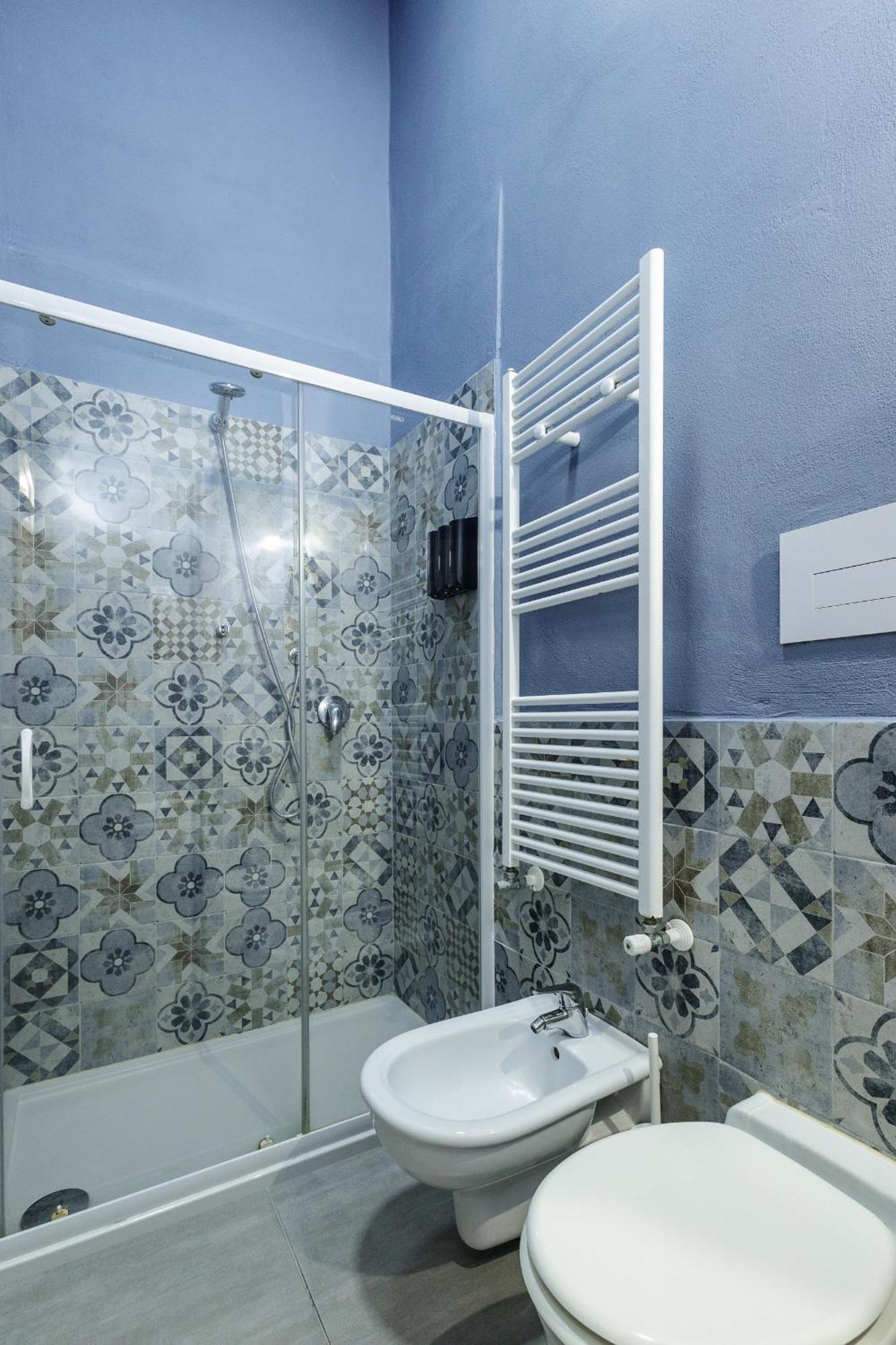 Civico13 Bed & Breakfast Napoli Bagian luar foto
