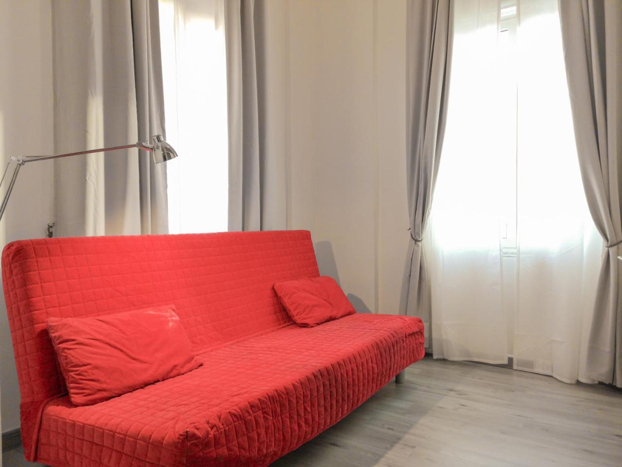 Civico13 Bed & Breakfast Napoli Bagian luar foto