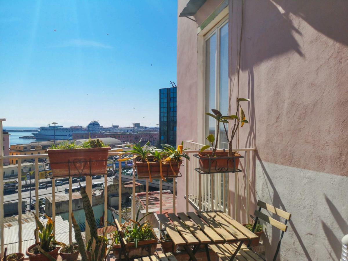 Civico13 Bed & Breakfast Napoli Bagian luar foto